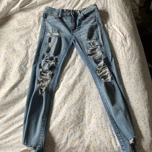 American Eagle Size 6 Blue Ripped Jeggings